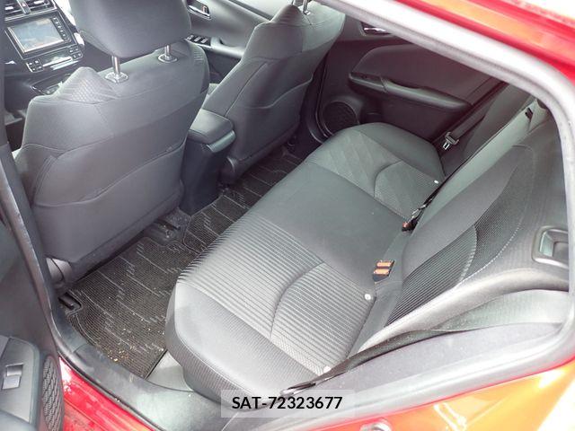 Toyota PRIUS 2019-04 7963299-18