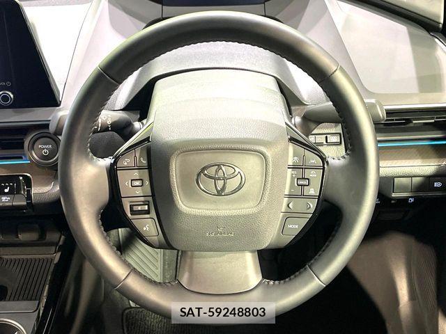 Toyota PRIUS 2023-07 7963316-11