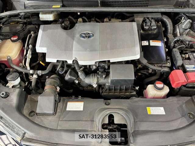 Toyota PRIUS 2015-12 7963322-16