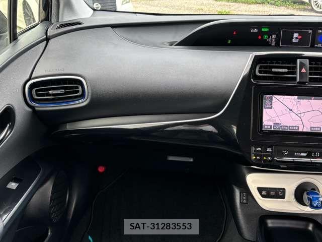 Toyota PRIUS 2015-12 7963322-18