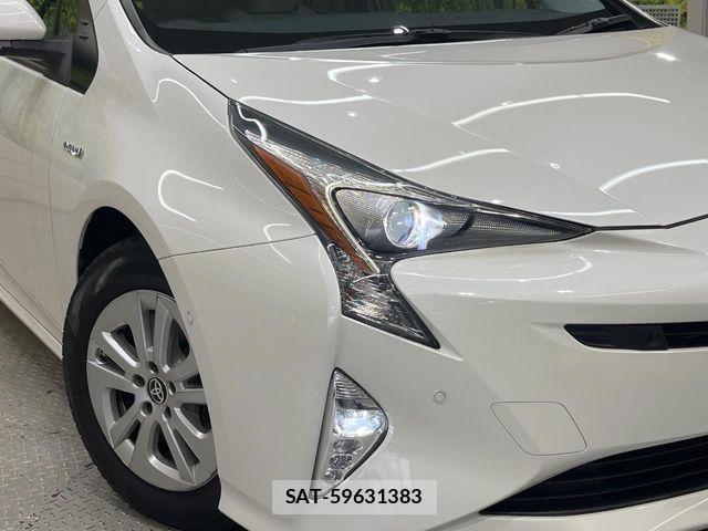 Toyota PRIUS 2018-02 7963323-11