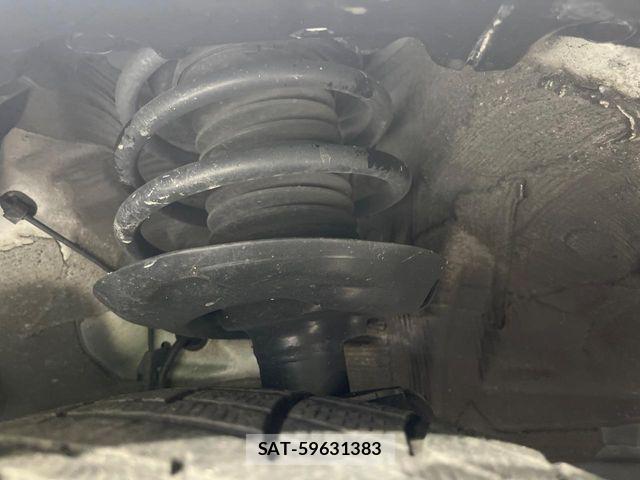 Toyota PRIUS 2018-02 7963323-19