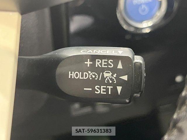 Toyota PRIUS 2018-02 7963323-5