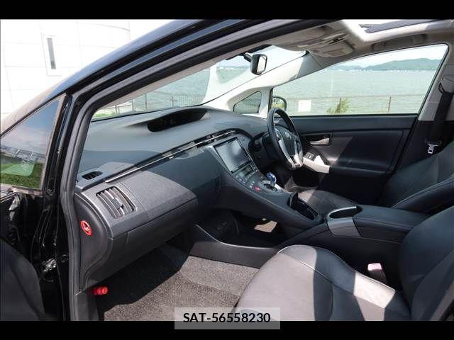 Toyota PRIUS 2012-01 7963337-16