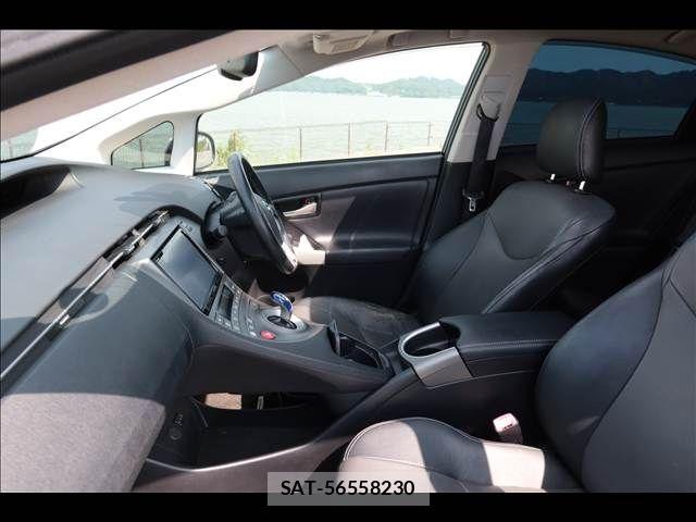 Toyota PRIUS 2012-01 7963337-18