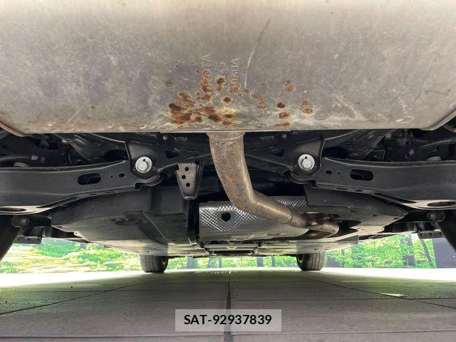 Toyota PRIUS 2023-05 7963319-18
