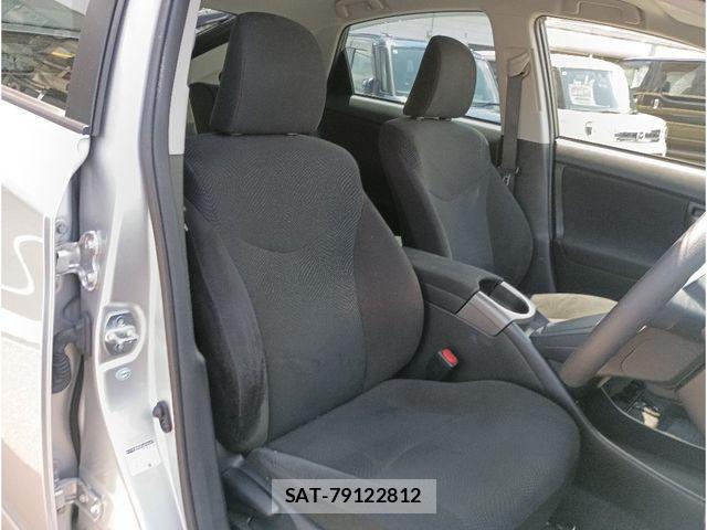 Toyota PRIUS 2014-02 7963338-10