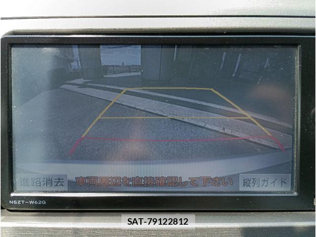 Toyota PRIUS 2014-02 7963338-16