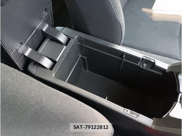 Toyota PRIUS 2014-02 7963338-21