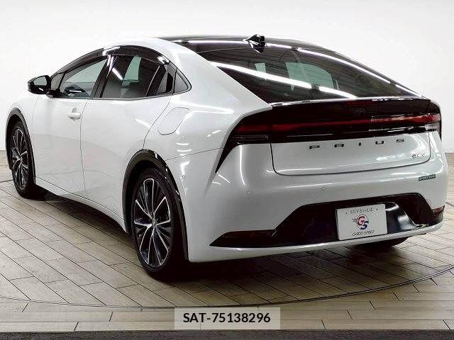 Toyota PRIUS 2023-09 7963317-17