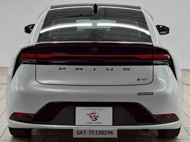 Toyota PRIUS 2023-09 7963317-18