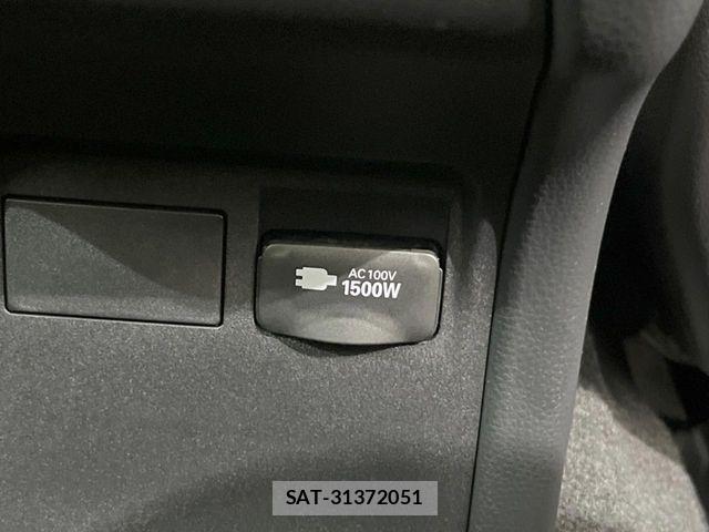 Toyota PRIUS 2023-03 7963318-6