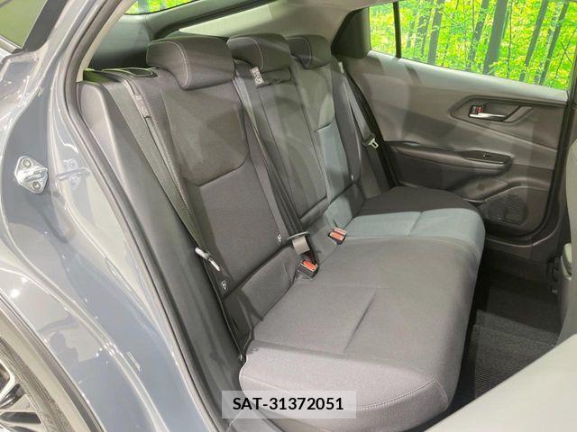 Toyota PRIUS 2023-03 7963318-8