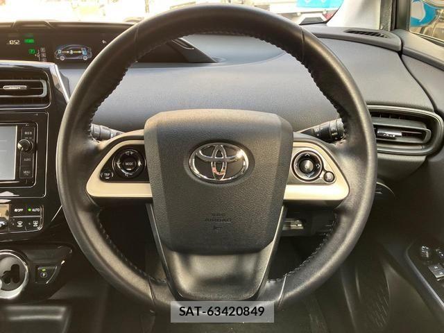Toyota PRIUS 2016-04 7980640-11