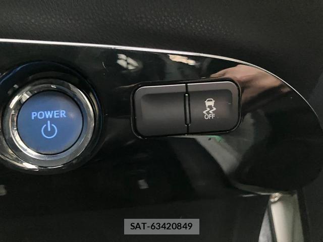 Toyota PRIUS 2016-04 7980640-14