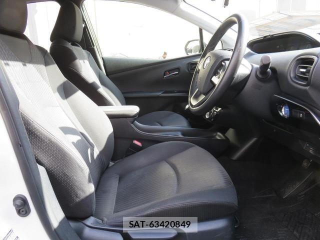 Toyota PRIUS 2016-04 7980640-1