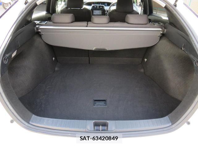 Toyota PRIUS 2016-04 7980640-27