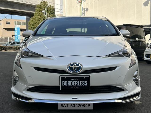 Toyota PRIUS 2016-04 7980640-2