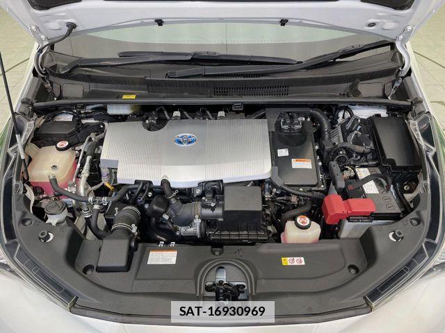 Toyota PRIUS 2018-10 7980635-17