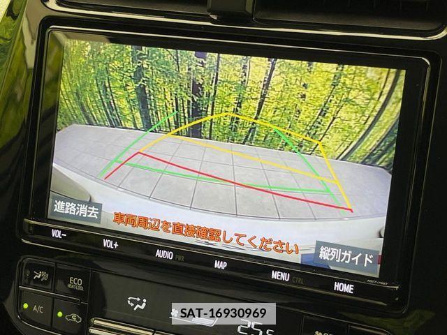 Toyota PRIUS 2018-10 7980635-3