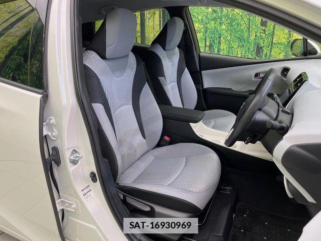 Toyota PRIUS 2018-10 7980635-7