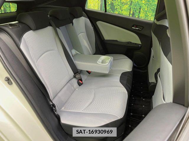 Toyota PRIUS 2018-10 7980635-8