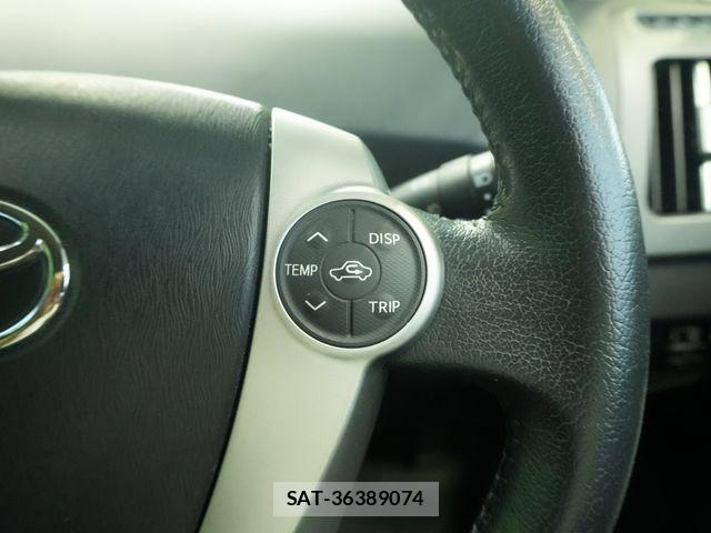Toyota PRIUS 2014-03 7980673-13