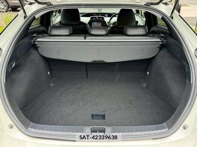 Toyota PRIUS 2016-01 7980655-11