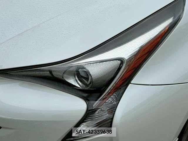 Toyota PRIUS 2016-01 7980655-13