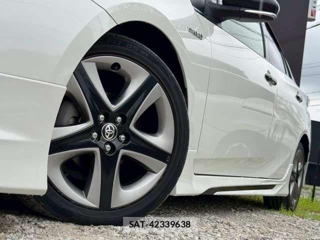 Toyota PRIUS 2016-01 7980655-14