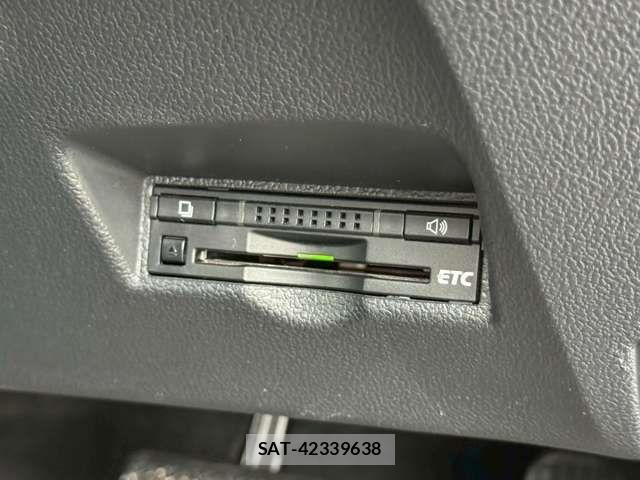 Toyota PRIUS 2016-01 7980655-7