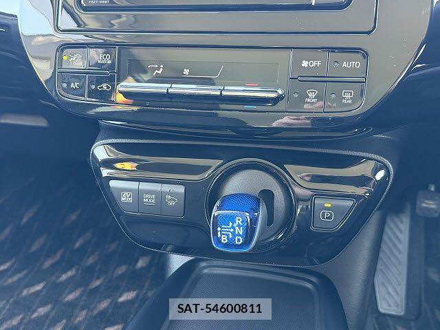 Toyota PRIUS 2019-08 7980638-15