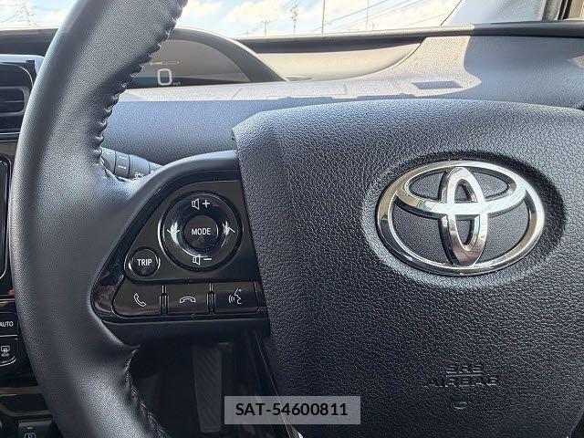 Toyota PRIUS 2019-08 7980638-17