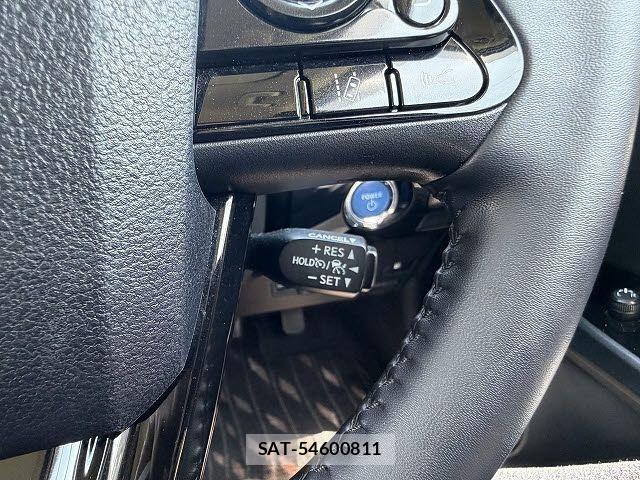 Toyota PRIUS 2019-08 7980638-18