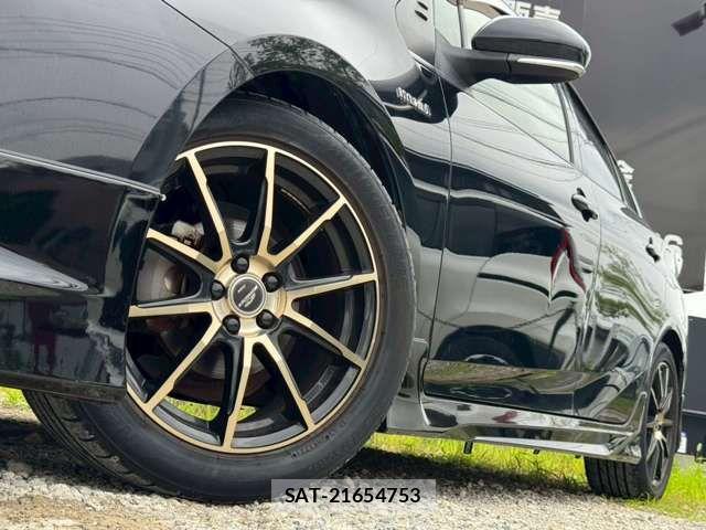 Toyota PRIUS 2016-09 7980652-14