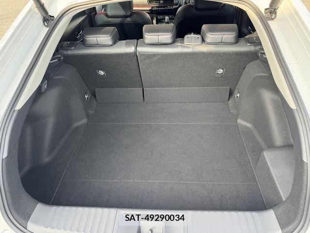 Toyota PRIUS 2024-01 7980618-10