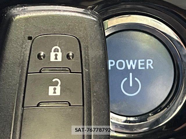Toyota PRIUS 2016-05 7980648-6
