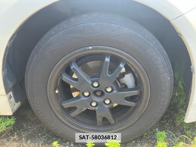Toyota PRIUS 2013-08 7980686-6