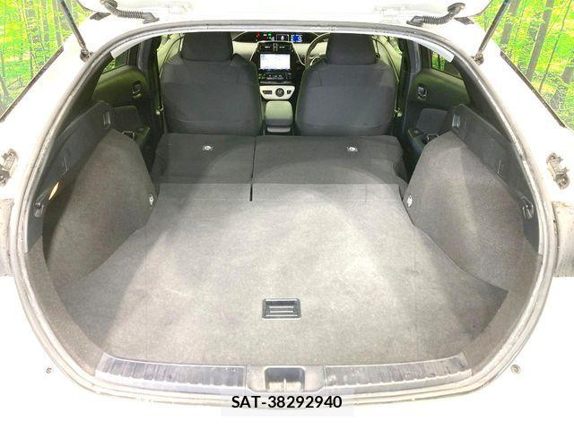 Toyota PRIUS 2017-09 7980646-9