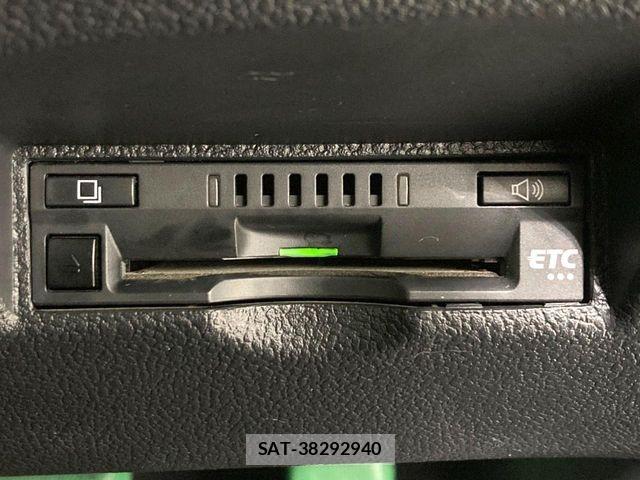 Toyota PRIUS 2017-09 7980646-5