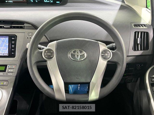 Toyota PRIUS 2014-09 7980671-10