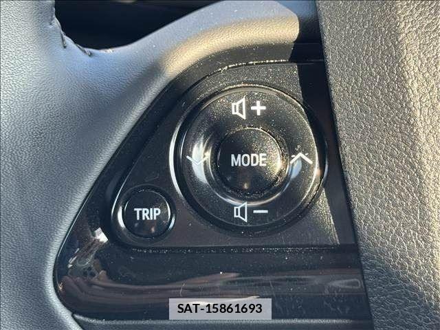 Toyota PRIUS 2019-06 7980627-13