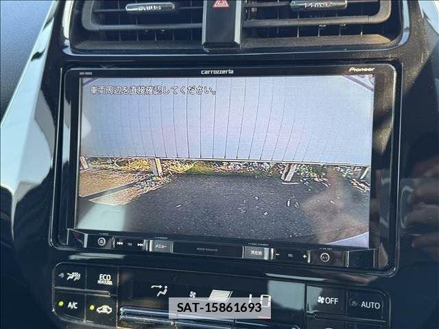 Toyota PRIUS 2019-06 7980627-25