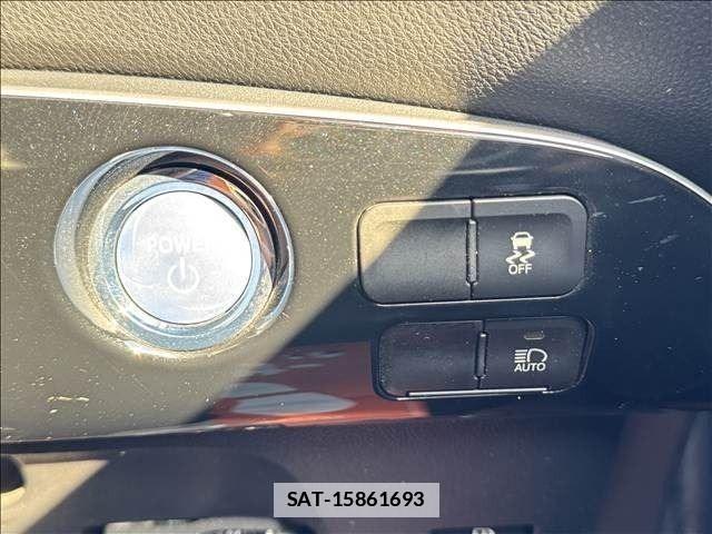 Toyota PRIUS 2019-06 7980627-27