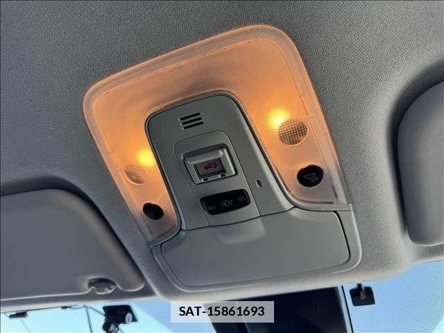 Toyota PRIUS 2019-06 7980627-29