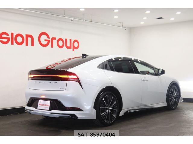 Toyota PRIUS 2023-06 7980608-1