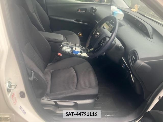 Toyota PRIUS 2020-03 7980653-7