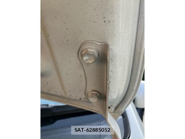 Toyota PRIUS 2012-04 7980690-13