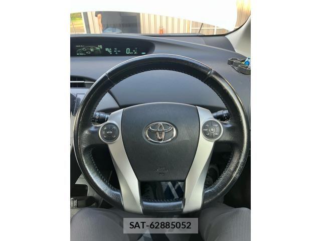 Toyota PRIUS 2012-04 7980690-14
