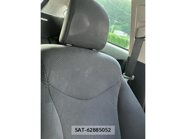 Toyota PRIUS 2012-04 7980690-23